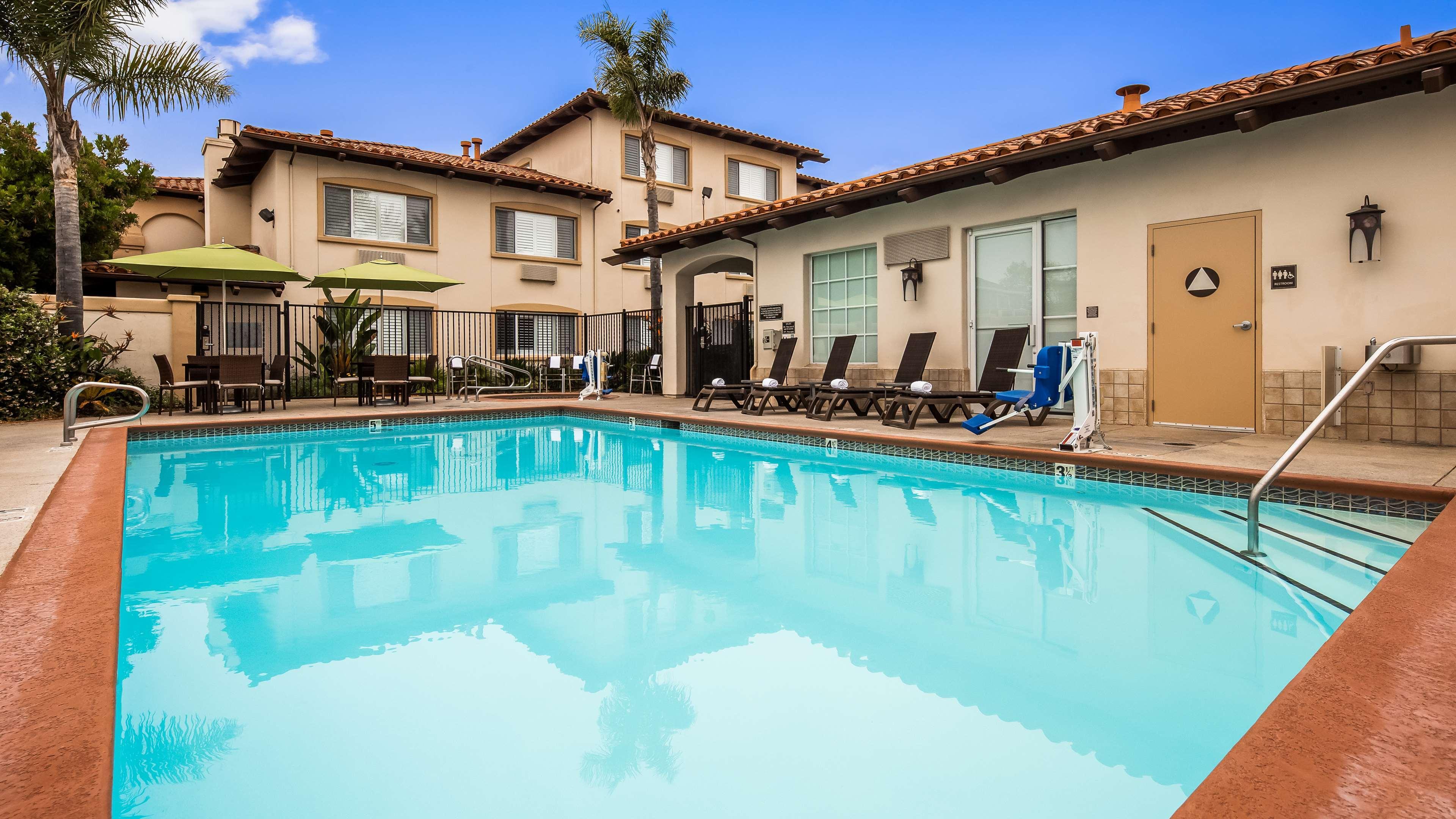 Best Western Plus Capitola By-The-Sea Inn & Suites Exterior photo